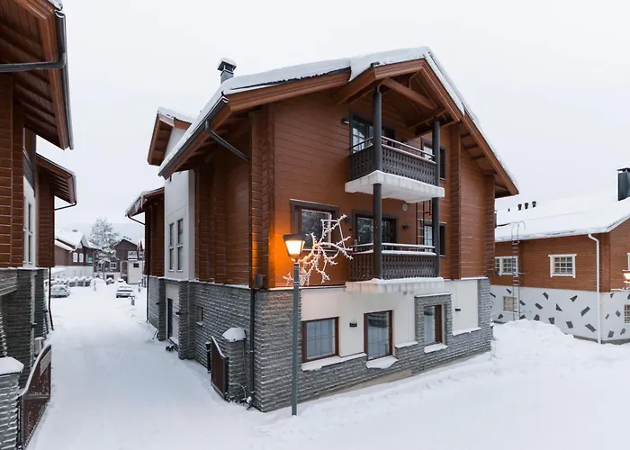 Pikkukarhu 6 Visit 公寓